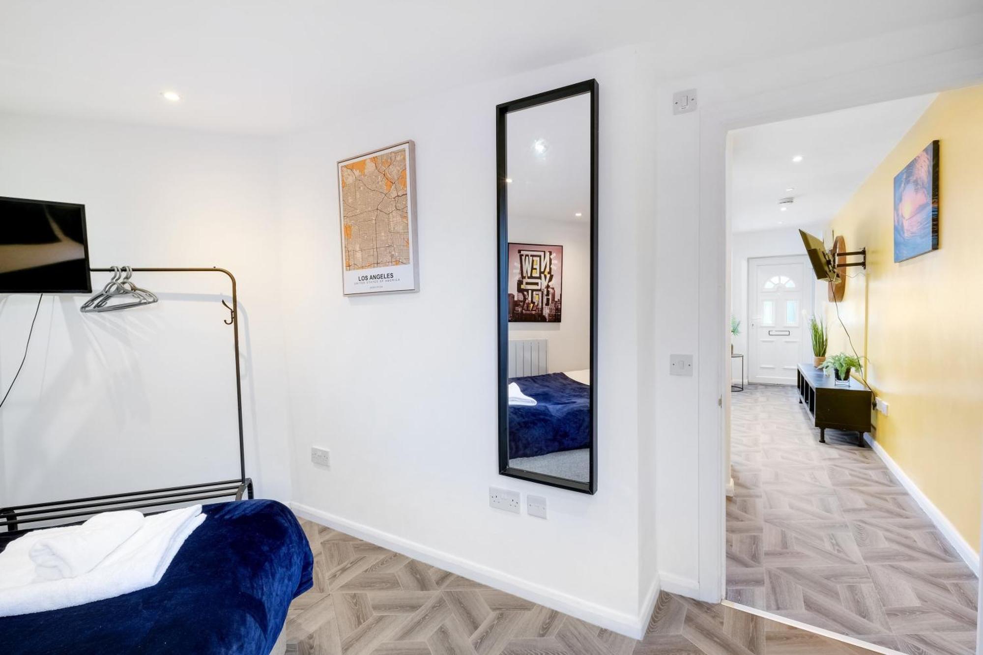 Kings House Apartment Hayes, West London Apt A Northolt  Bagian luar foto